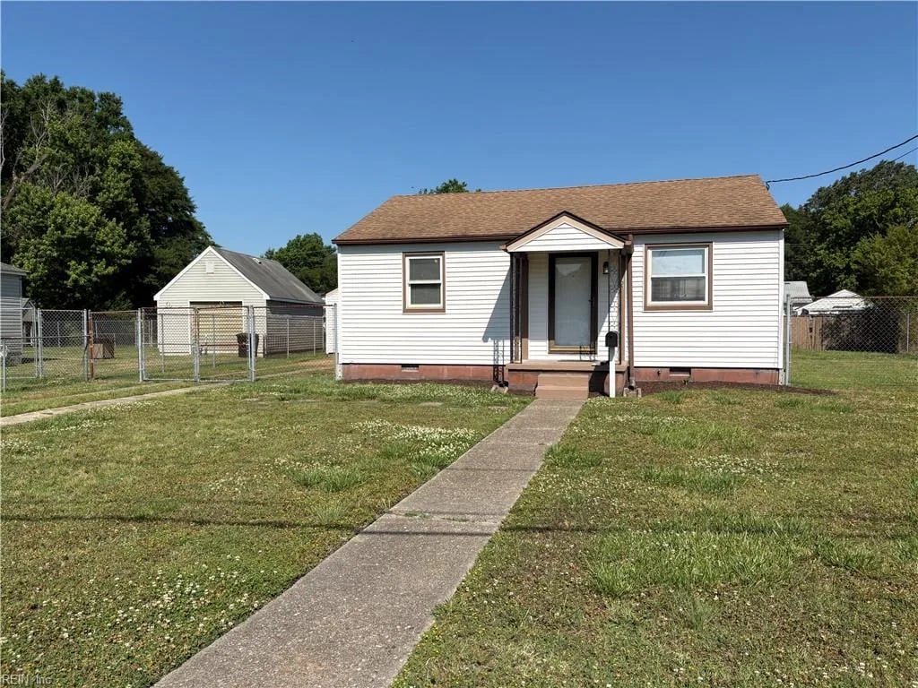 708 Endicotte RD, Portsmouth — 2 bed Residential, 770 sqft