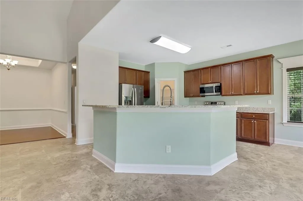 139 Southern Pine DR, MOYOCK NC 27958 - Photo 4