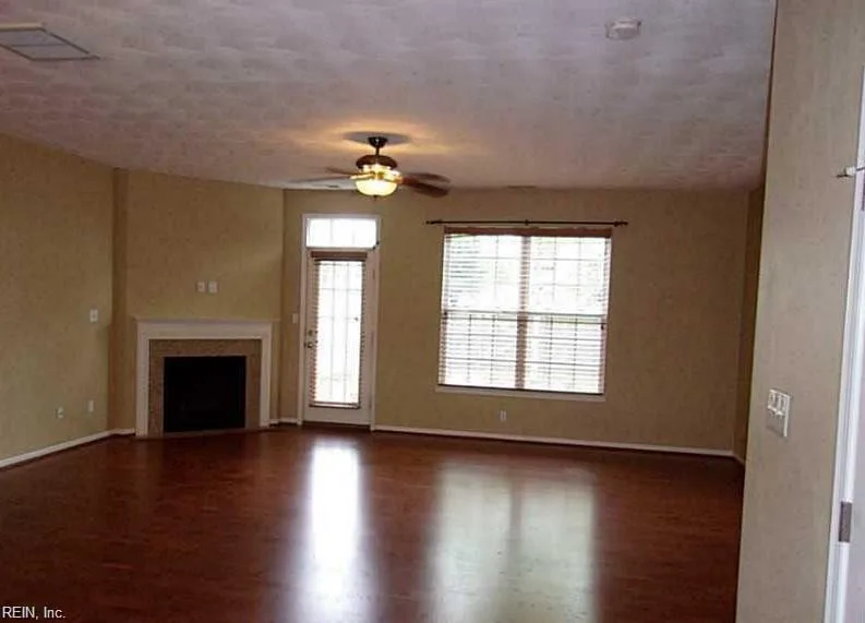 24 Rutland DR, HAMPTON VA 23666 - Photo 3