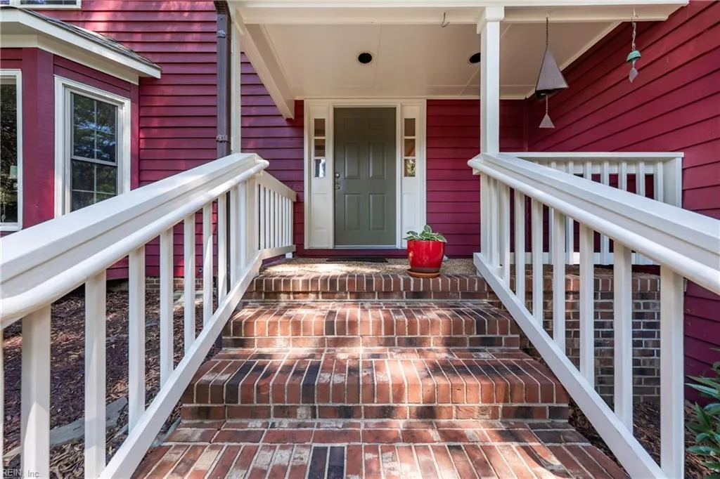 4741 Bristol CIR, WILLIAMSBURG VA 23185 - Photo 4