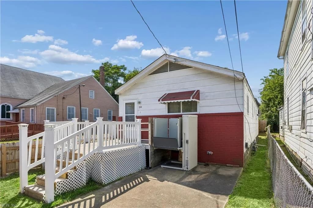 1144 24th ST, NEWPORTNEWS VA 23607 - Main photo