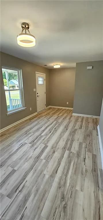 612 Queens Creek RD, WILLIAMSBURG VA 23185 - Photo 3