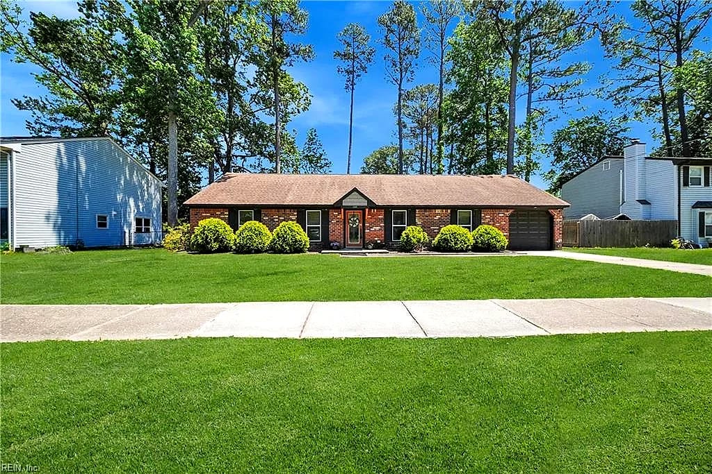 1144 George ST, Norfolk — 3 bed Residential, 1,450 sqft