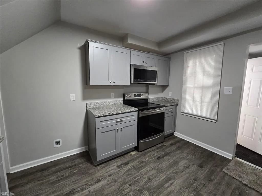 23 Farragut ST, PORTSMOUTH VA 23702 - Photo 3
