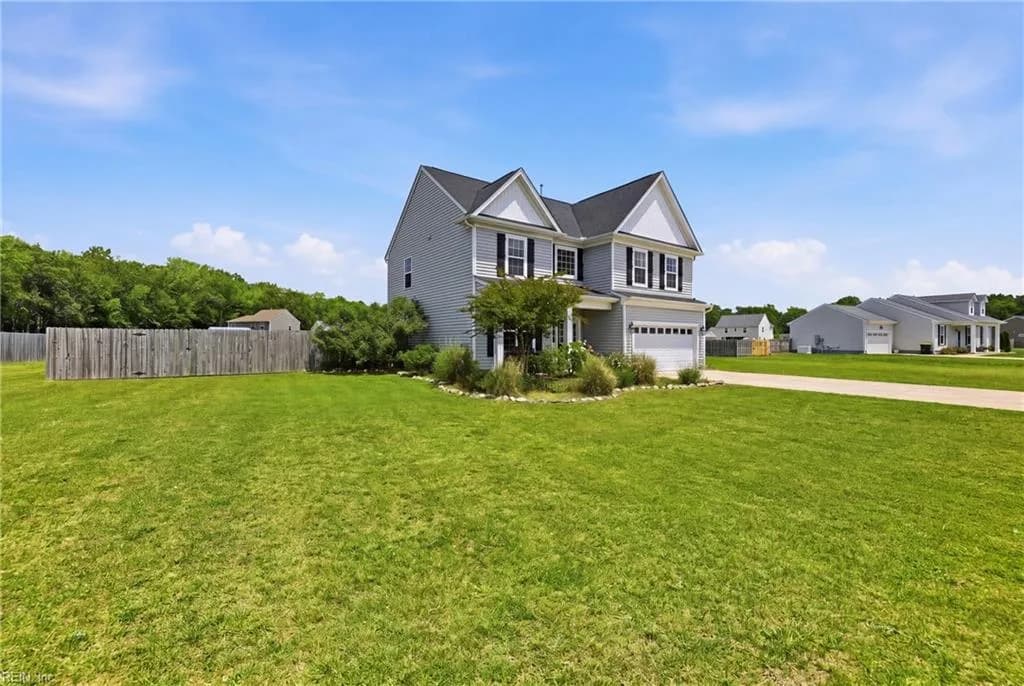 104 Red Maple DR, ELIZABETHCITY NC 27909 - Photo 4