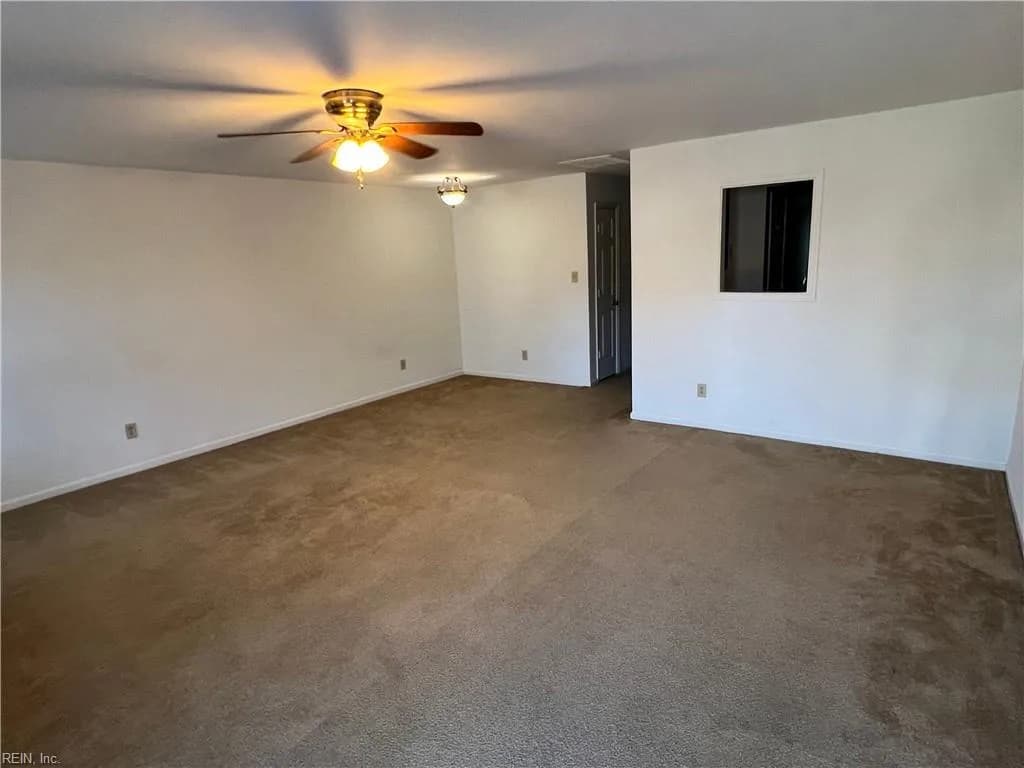 2605 Meadows LNDG, CHESAPEAKE VA 23321 - Photo 4
