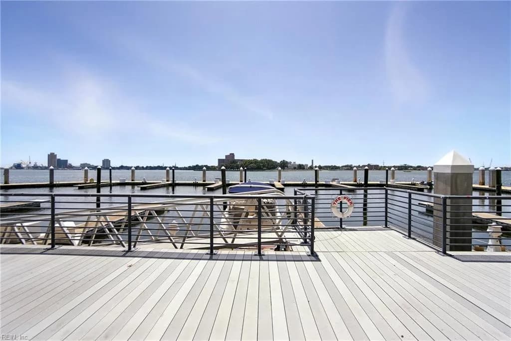 40 Rader ST #504, NORFOLK VA 23510 - Photo 4