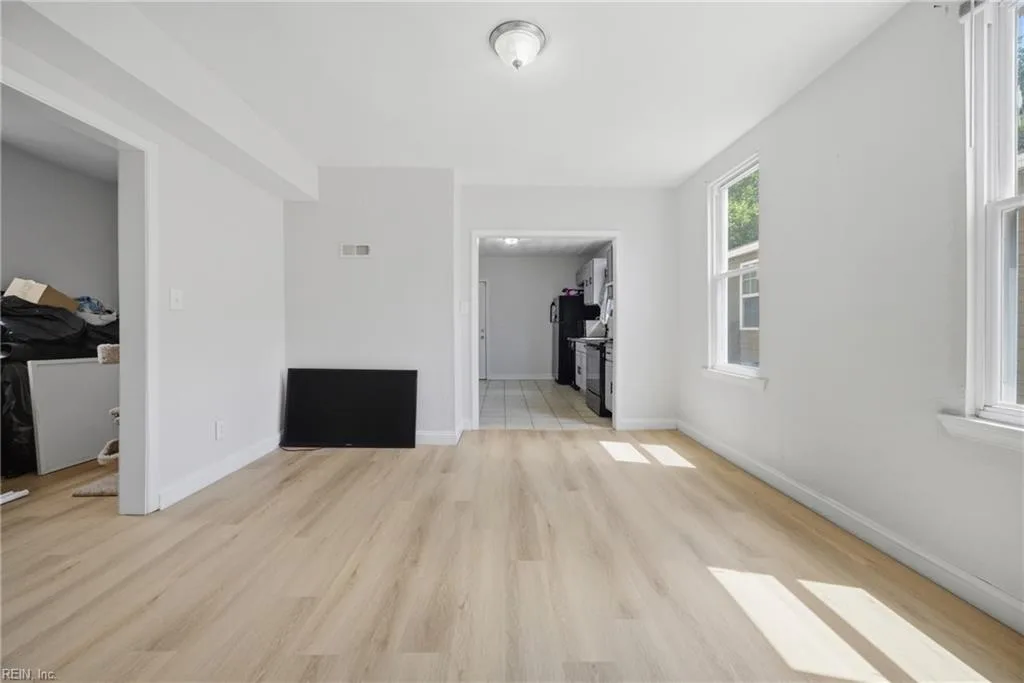 2424 West AVE, NORFOLK VA 23504 - Photo 3