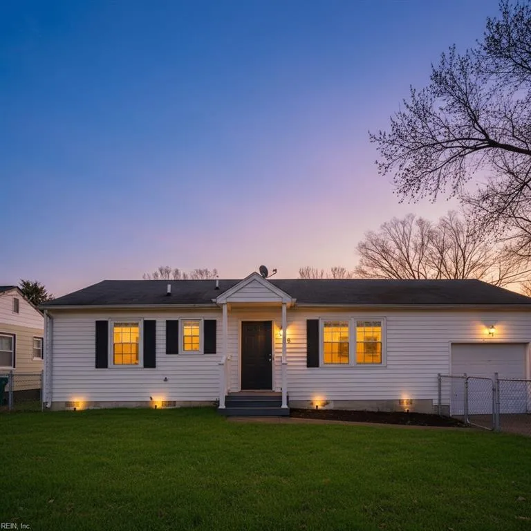 906 Harpersville RD, NEWPORT NEWS VA 23601