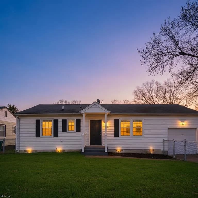 906 Harpersville RD, NEWPORTNEWS VA 23601 - Photo 2