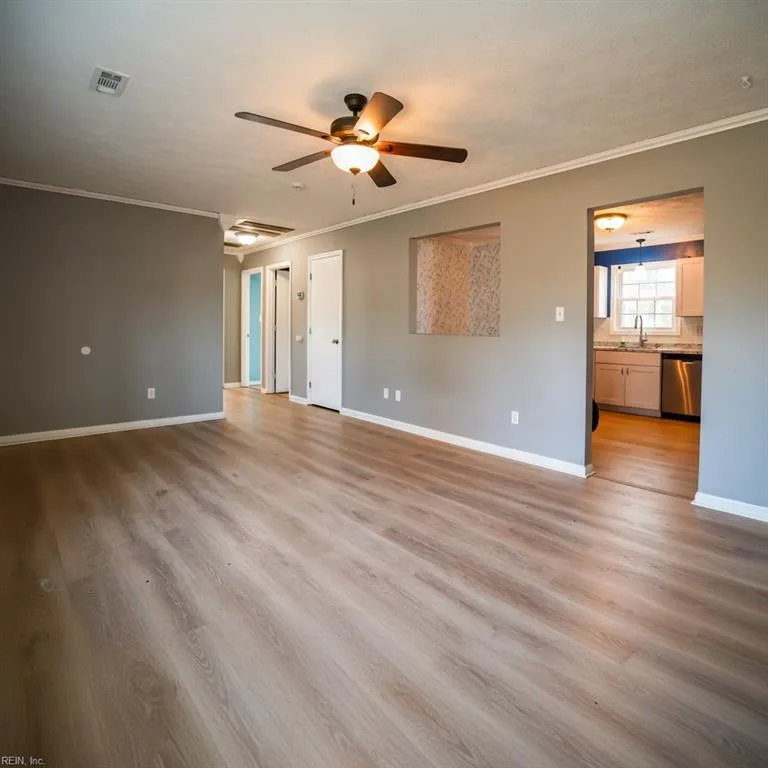 906 Harpersville RD, NEWPORTNEWS VA 23601 - Photo 4