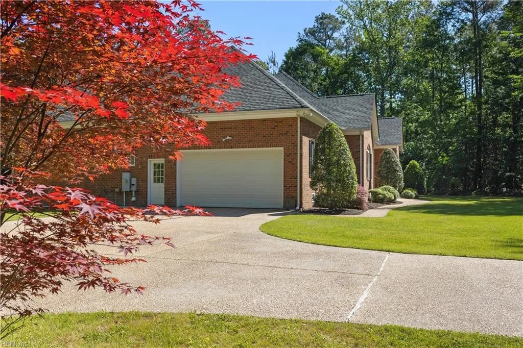 7845 Riverwatch DR, GLOUCESTER VA 23061 - Photo 5