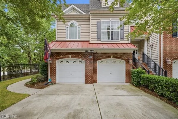 4401 Barkingdale DR, Virginia Beach — 4 bed Residential, 2,200 sqft