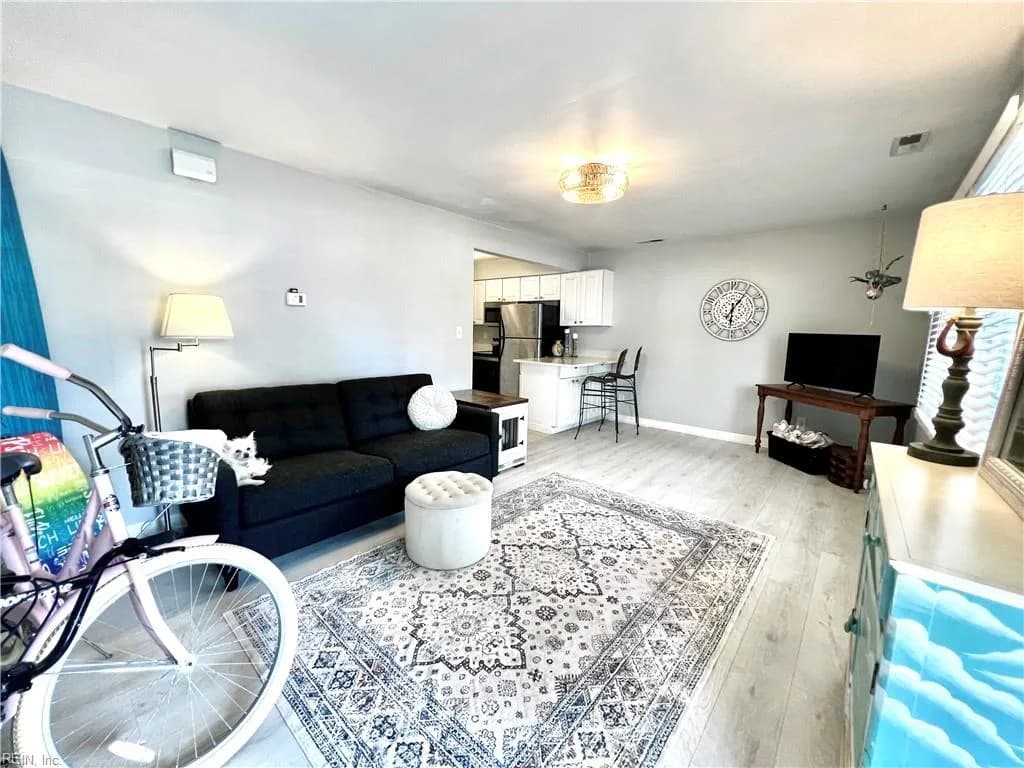 598 Pinewood DR #105, VIRGINIABEACH VA 23451 - Photo 3