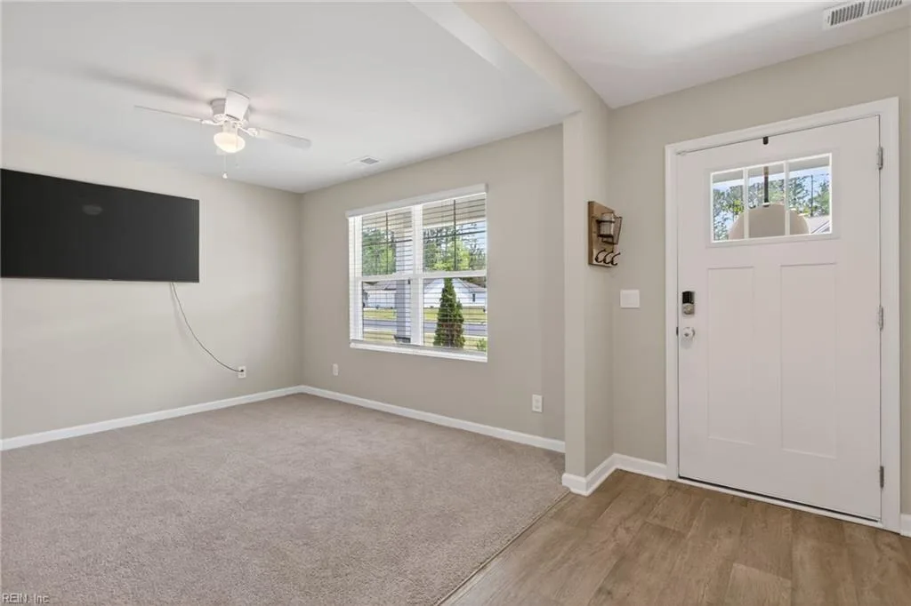 229 Landview LN, FRANKLIN VA 23851 - Photo 5