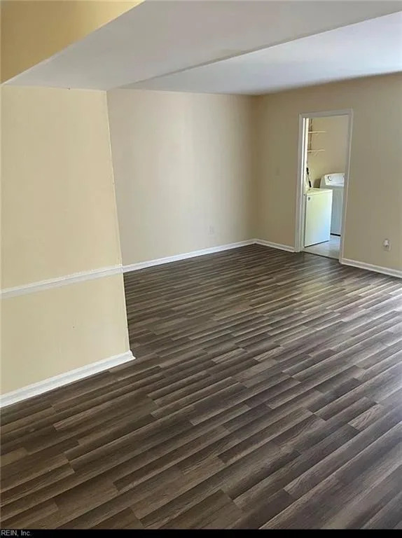 221 Bailiff CT #B, NEWPORTNEWS VA 23608 - Photo 3