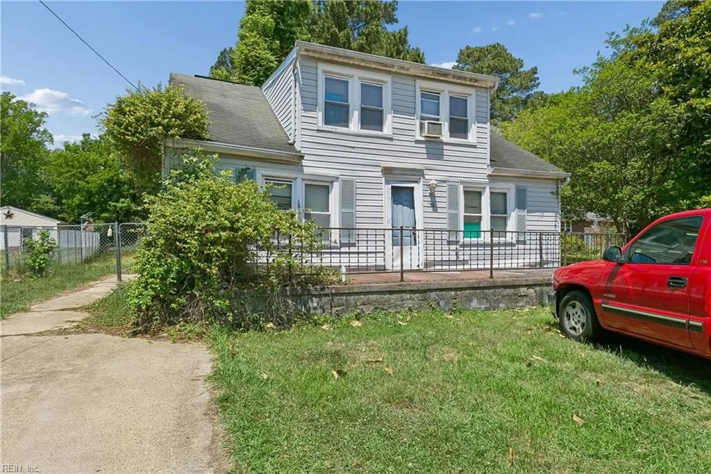 483 Richneck RD, NEWPORTNEWS VA 23608 - Main photo