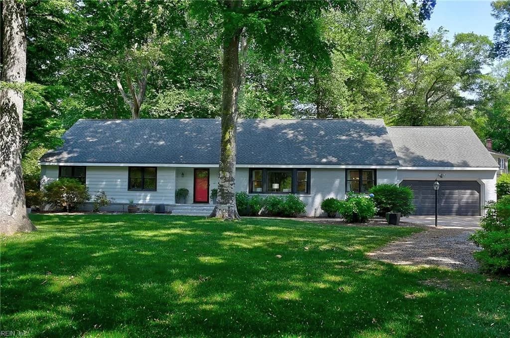2564 Entrada DR, VIRGINIABEACH VA 23456 - Photo 2
