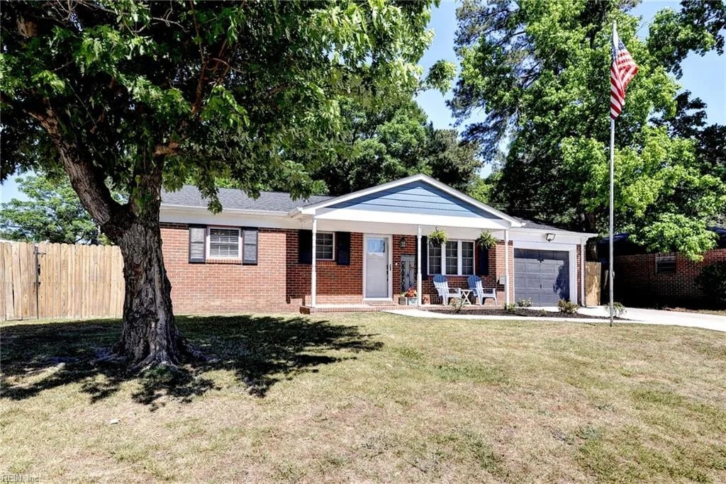 419 Aspen DR, NEWPORTNEWS VA 23608