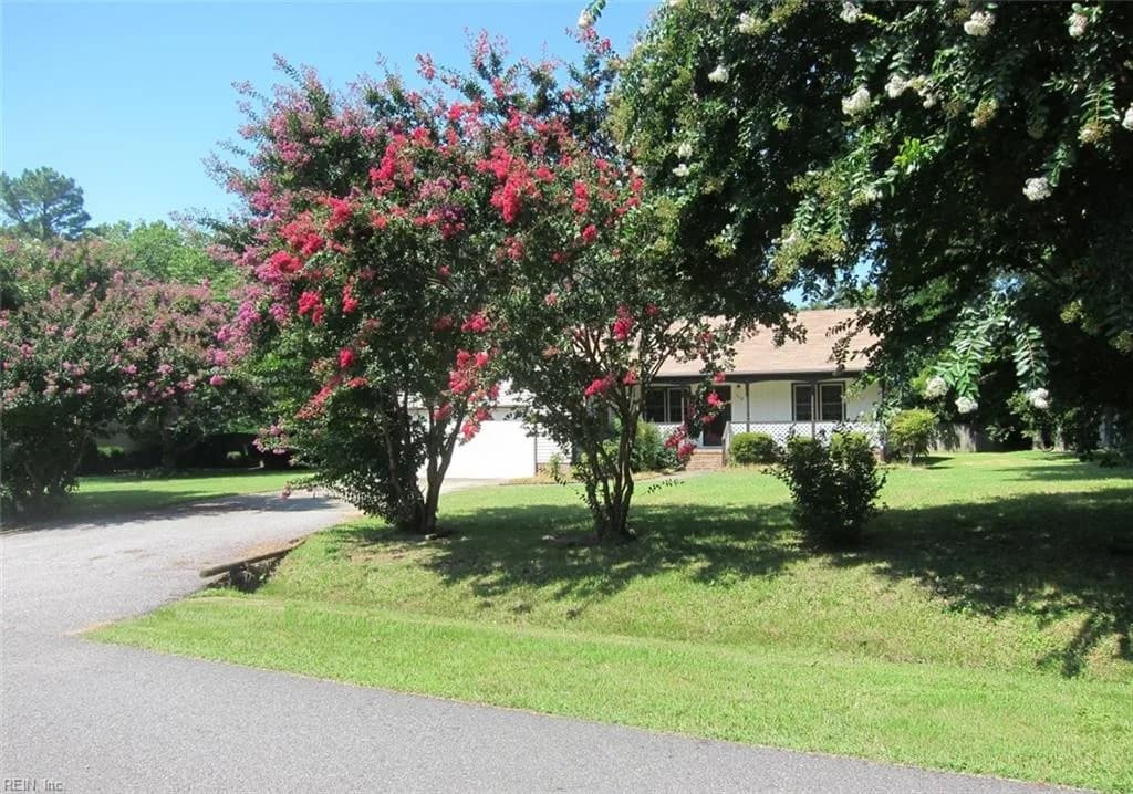 104 Gray LN, YORKTOWN VA 23692 - Photo 3