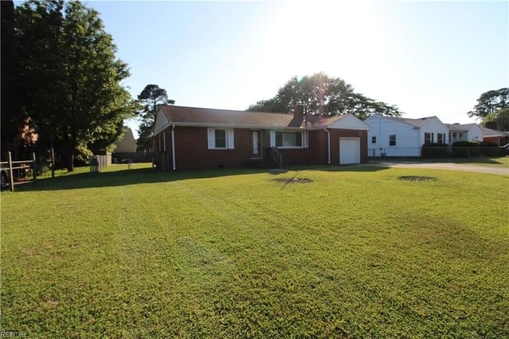 220 Charlotte DR, PORTSMOUTH VA 23701 - Photo 3