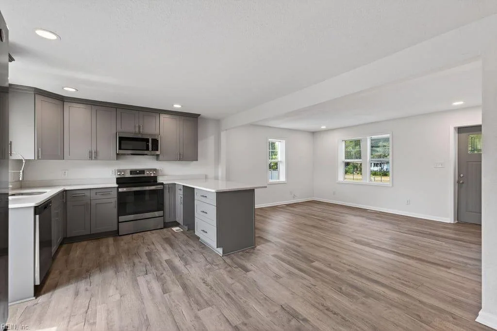 9289 Gates RD, SUFFOLK VA 23437 - Photo 4