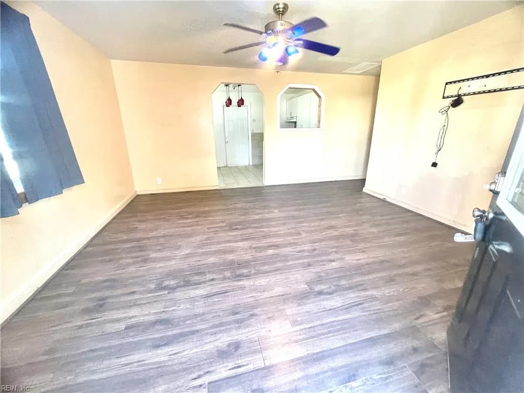 7932 Orchid AVE, NORFOLK VA 23518 - Photo 5