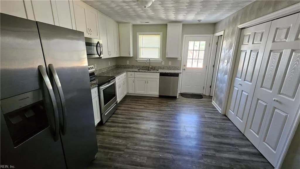 3332 Stilworken DR, CHESAPEAKE VA 23321 - Photo 5