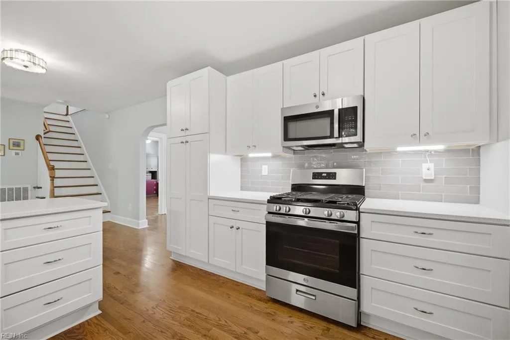 112 Dumont AVE, NORFOLK VA 23505 - Photo 3