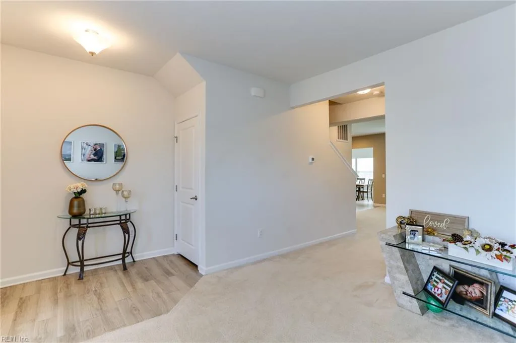 104 Williamson Park LN, SMITHFIELD VA 23430 - Photo 4
