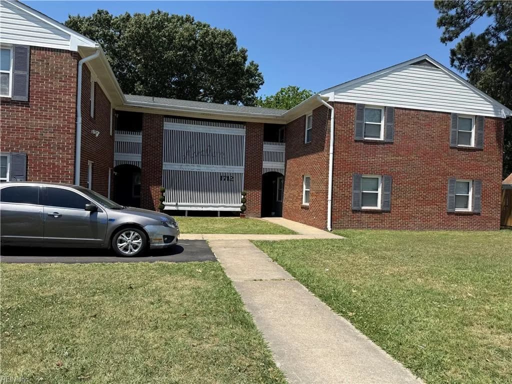 1712 Bainbridge BLVD #4, CHESAPEAKE VA 23324 - Main photo