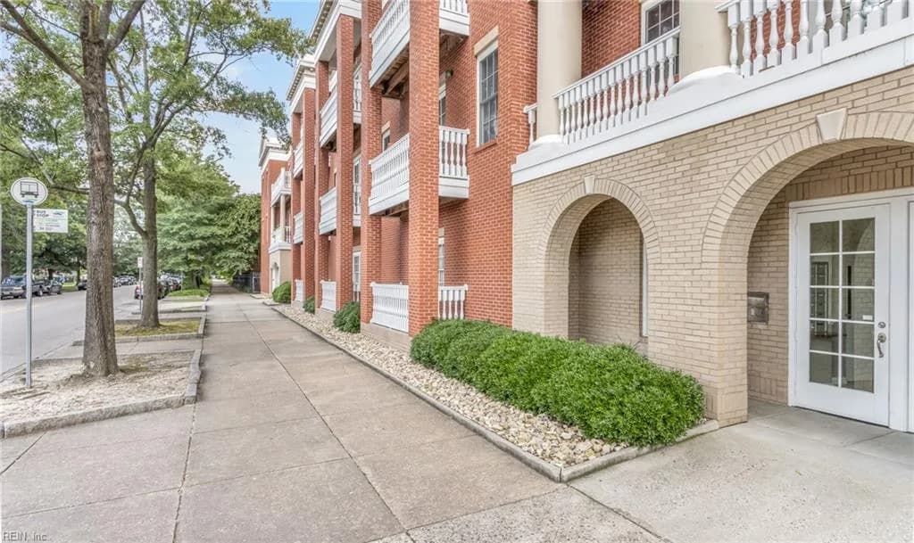 450 W Princess Anne RD #206, NORFOLK VA 23517 - Photo 4