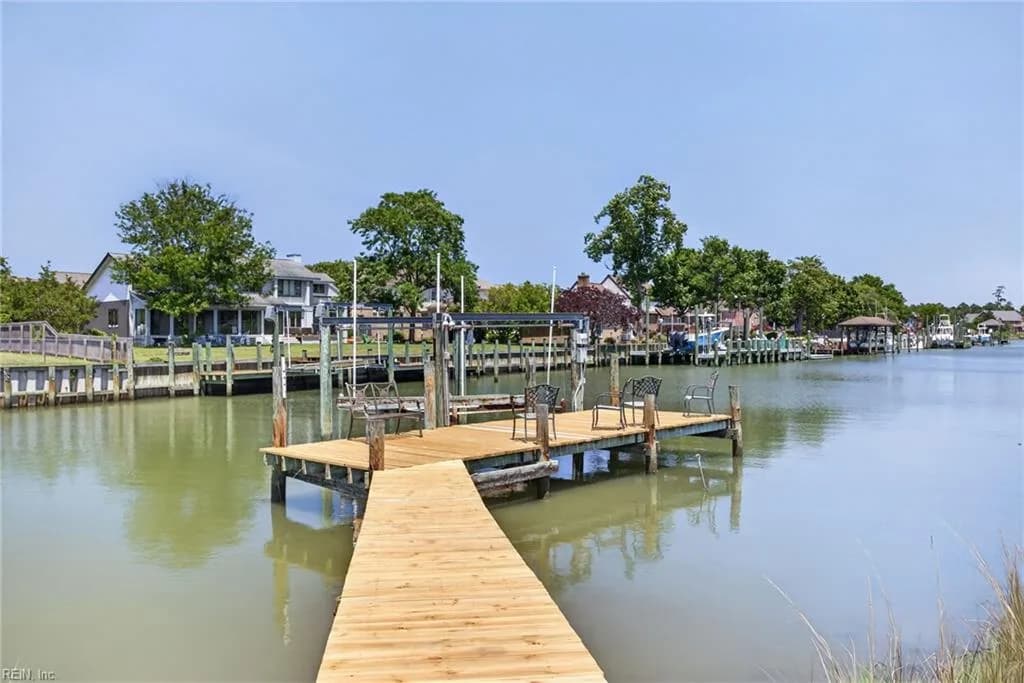 7 Carmines CT, POQUOSON VA 23662 - Photo 5