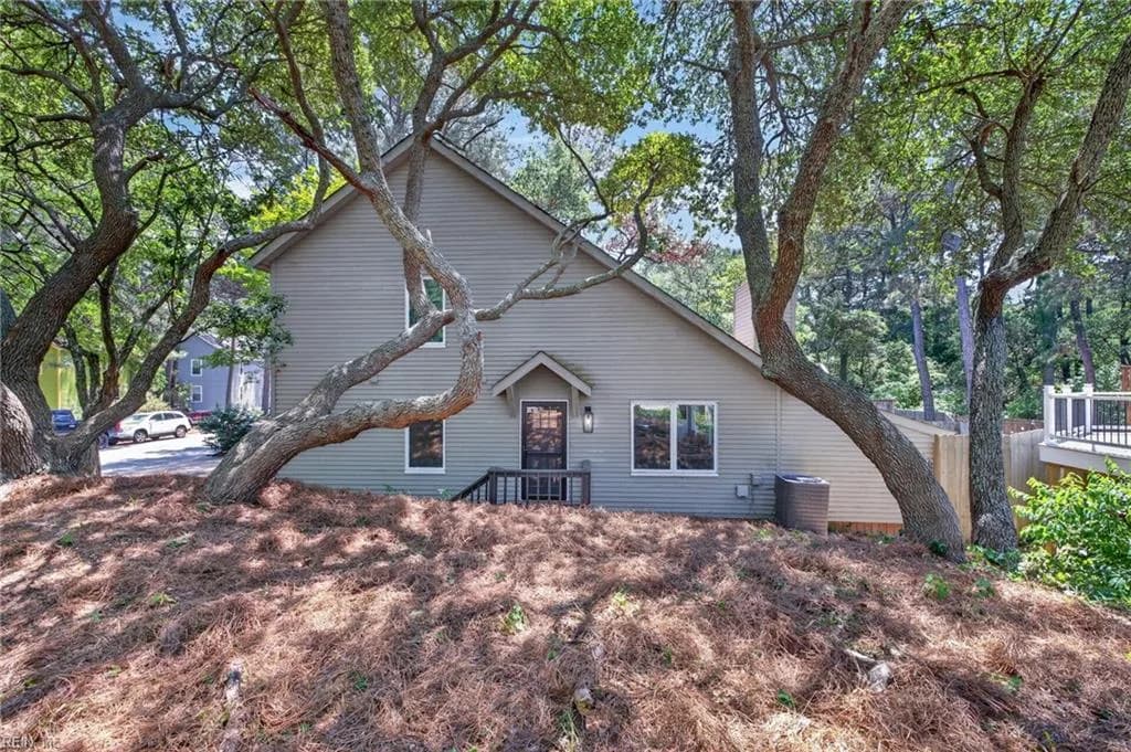 2101 Woodlawn AVE, VIRGINIABEACH VA 23455 - Main photo