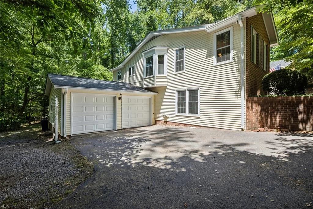 108 Cambridge LN, WILLIAMSBURG VA 23185 - Photo 4