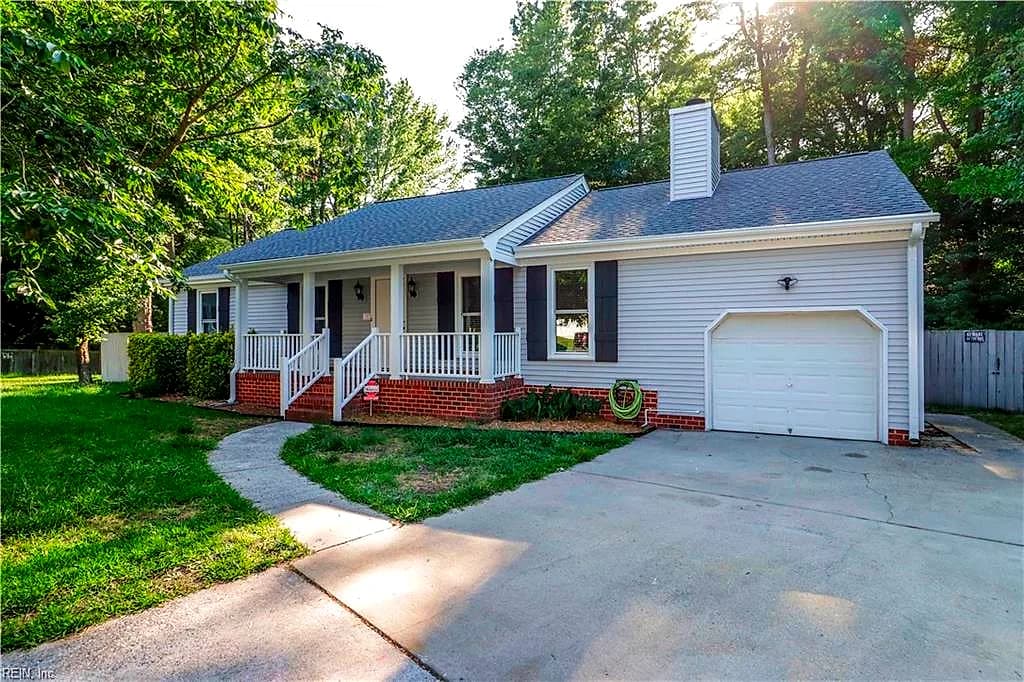 3936 Hardwood LN, PORTSMOUTH VA 23703 - Main photo