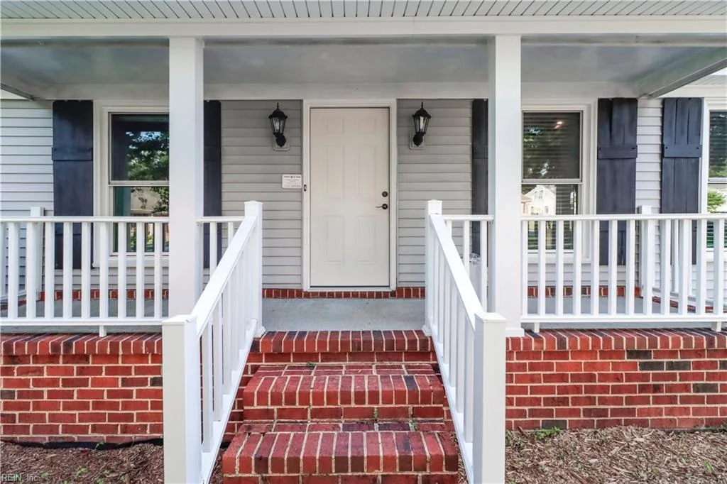 3936 Hardwood LN, PORTSMOUTH VA 23703 - Photo 4