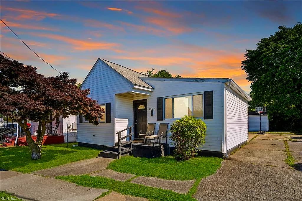 1124 St Julian AVE, NORFOLK VA 23504 - Main photo