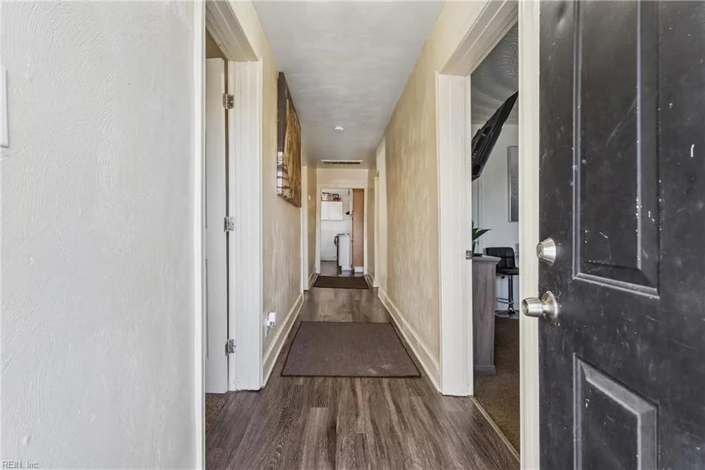 1124 St. Julian AVE, NORFOLK VA 23504 - Photo 5