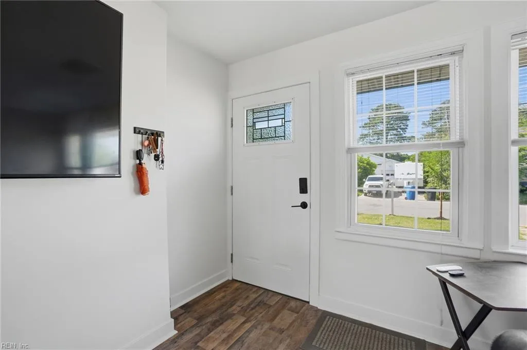 1625 Dearborn DR, VIRGINIABEACH VA 23451 - Photo 5