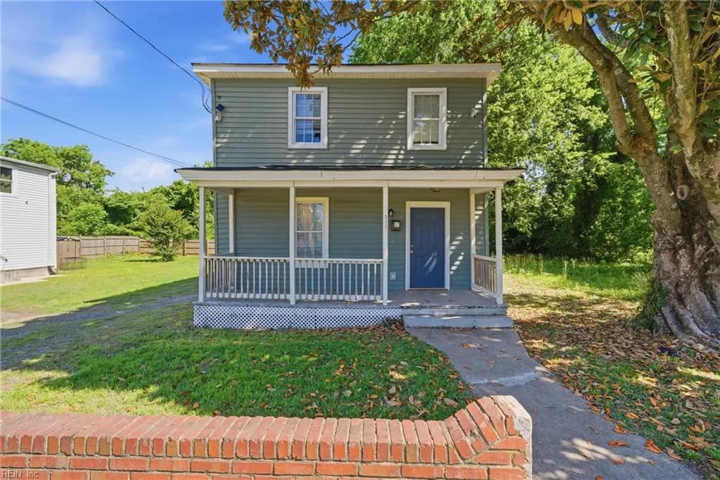 315 Saint Matthew ST, PETERSBURG VA 23803 - Photo 2