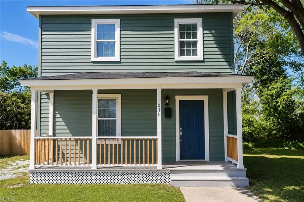 315 Saint Matthew ST, PETERSBURG VA 23803 - Photo 2