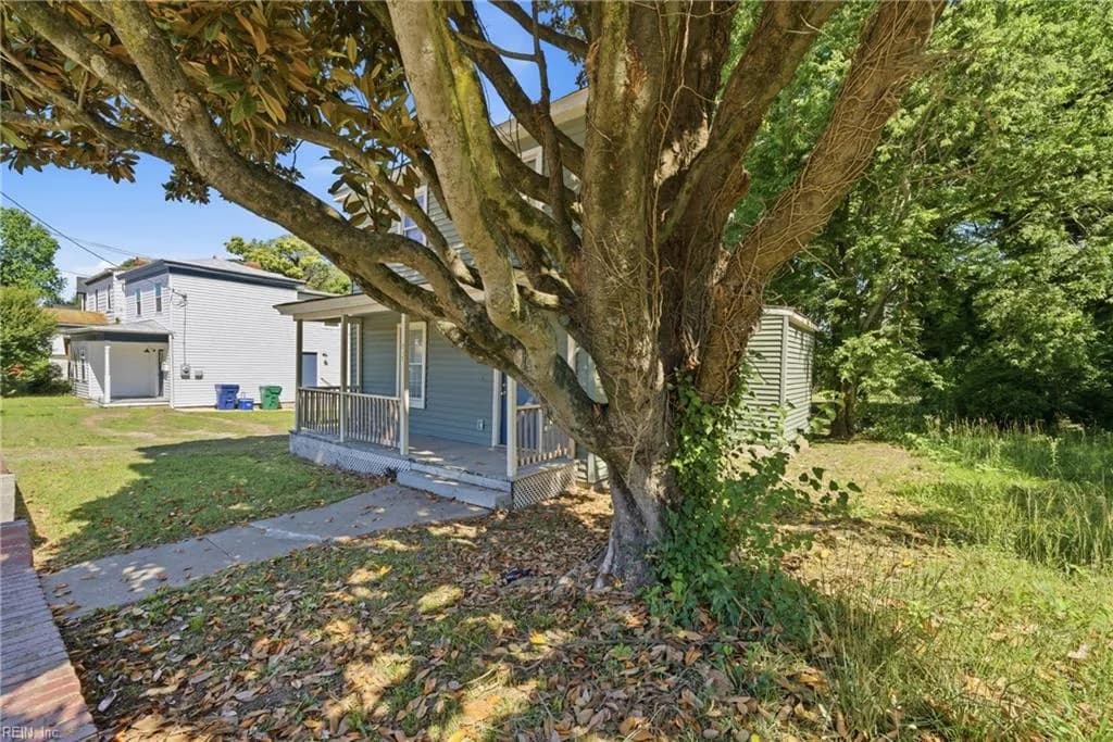 315 Saint Matthew ST, PETERSBURG VA 23803 - Photo 4