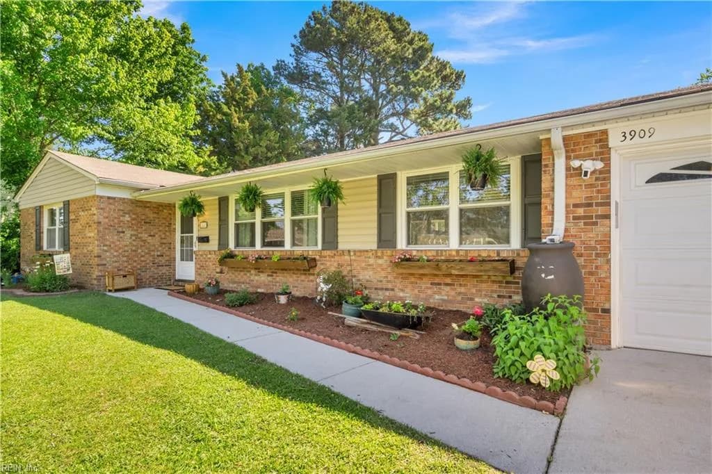 3909 Windsor Woods BLVD, VIRGINIABEACH VA 23452 - Photo 3