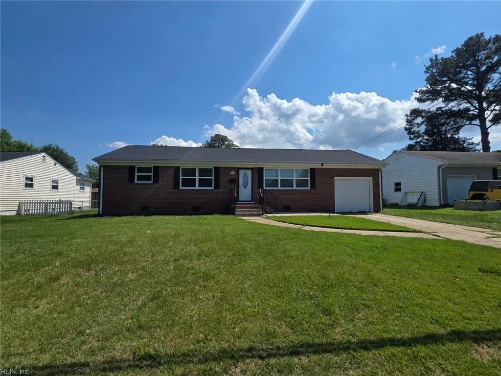 4737 Holladay RD, VIRGINIABEACH VA 23455