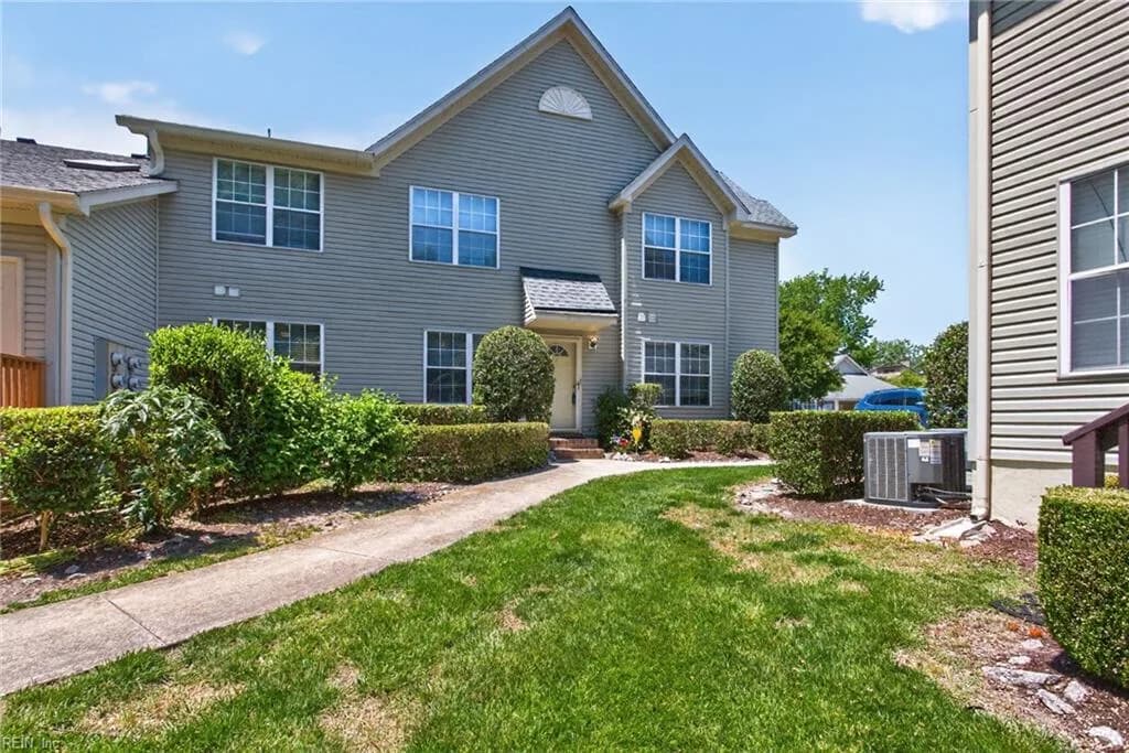 300 London Pointe CT, VIRGINIABEACH VA 23454 - Photo 4