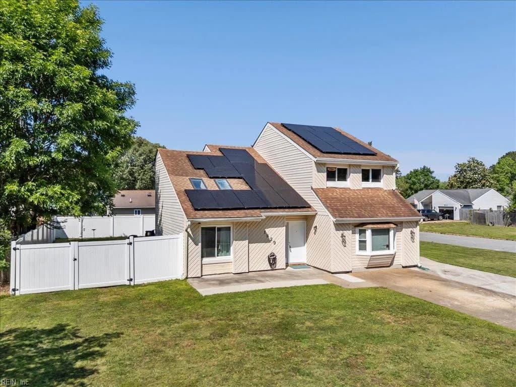 1829 Slalom DR, VIRGINIABEACH VA 23453 - Photo 2