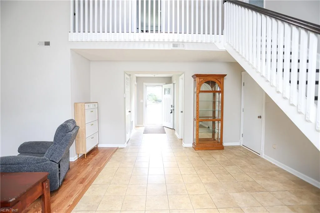 5336 Angus DR, VIRGINIABEACH VA 23464 - Photo 4