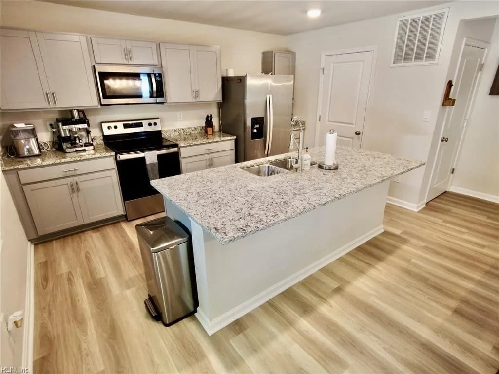 516 Trail RD, FRANKLIN VA 23851 - Photo 5