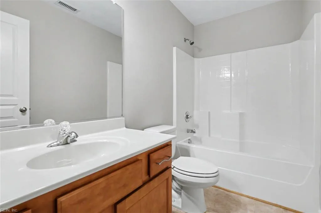 1028 Boundary DR, SUFFOLK VA 23434 - Photo 5